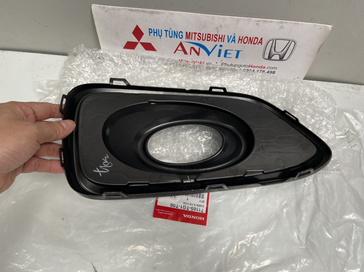 Ốp Đèn gầm xe Honda BRIO